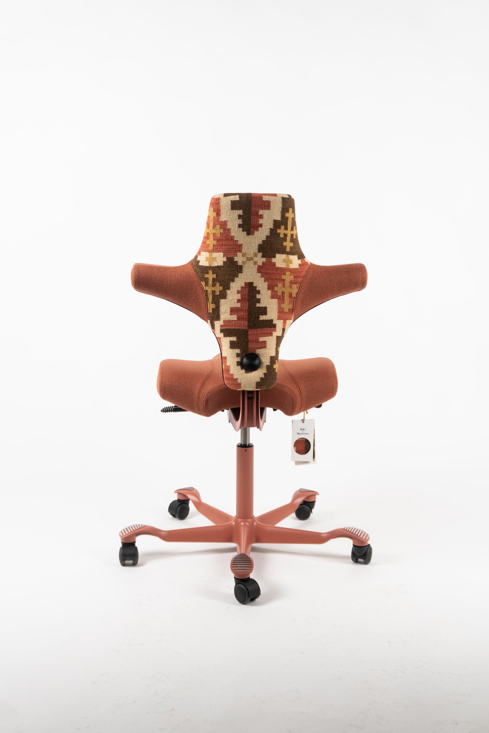 HÅG x Recouture - Heritage craft for a design icon