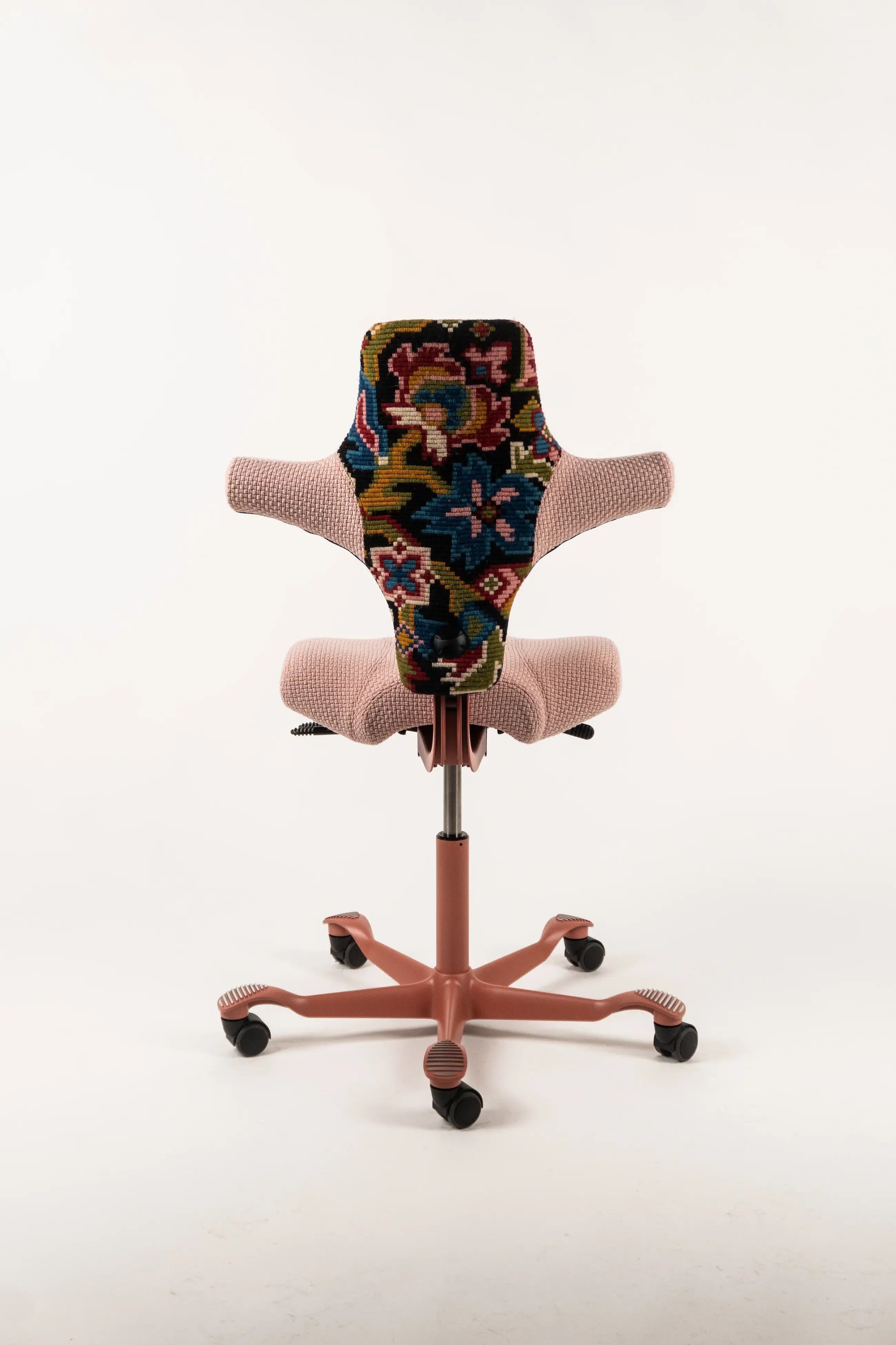 HÅG x Recouture - Heritage craft for a design icon