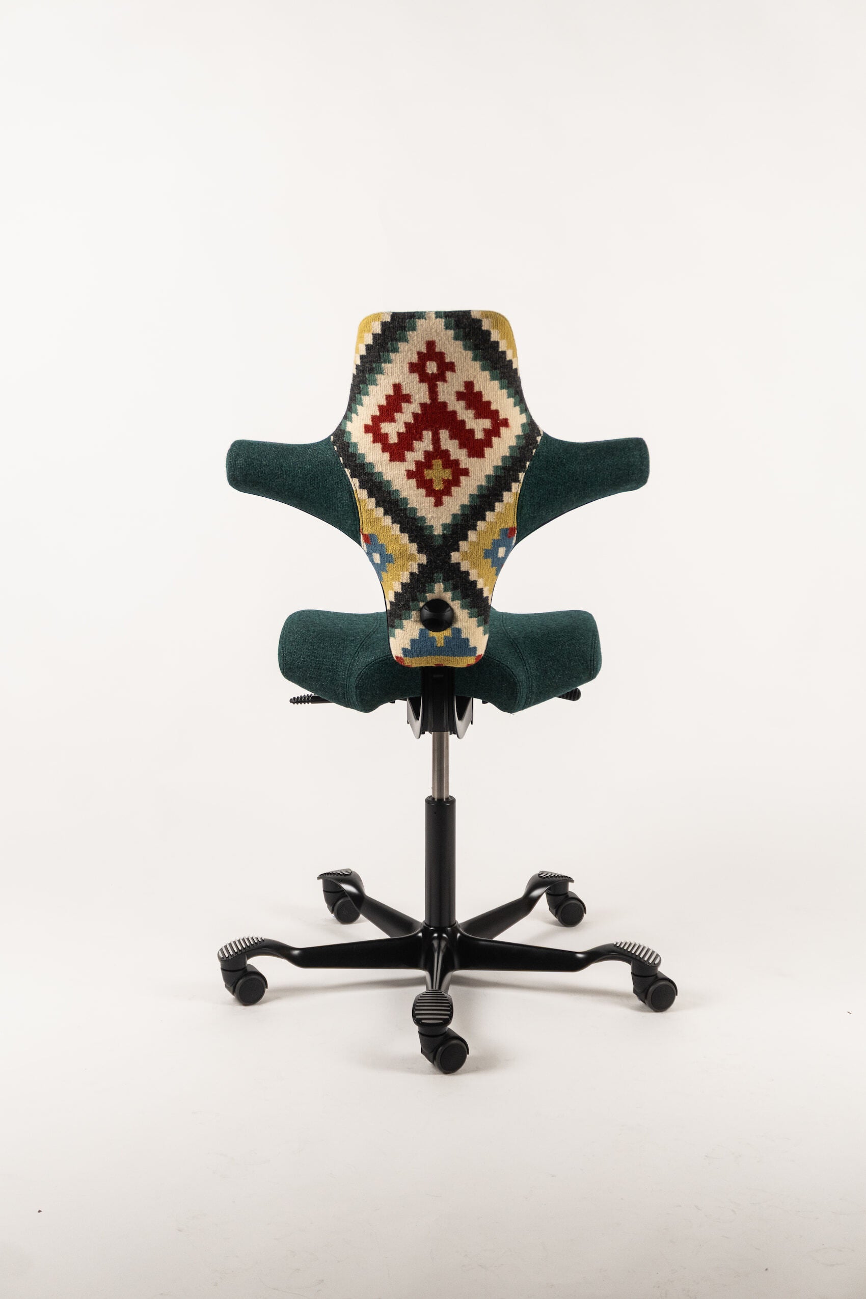 HÅG x Recouture - Heritage craft for a design icon