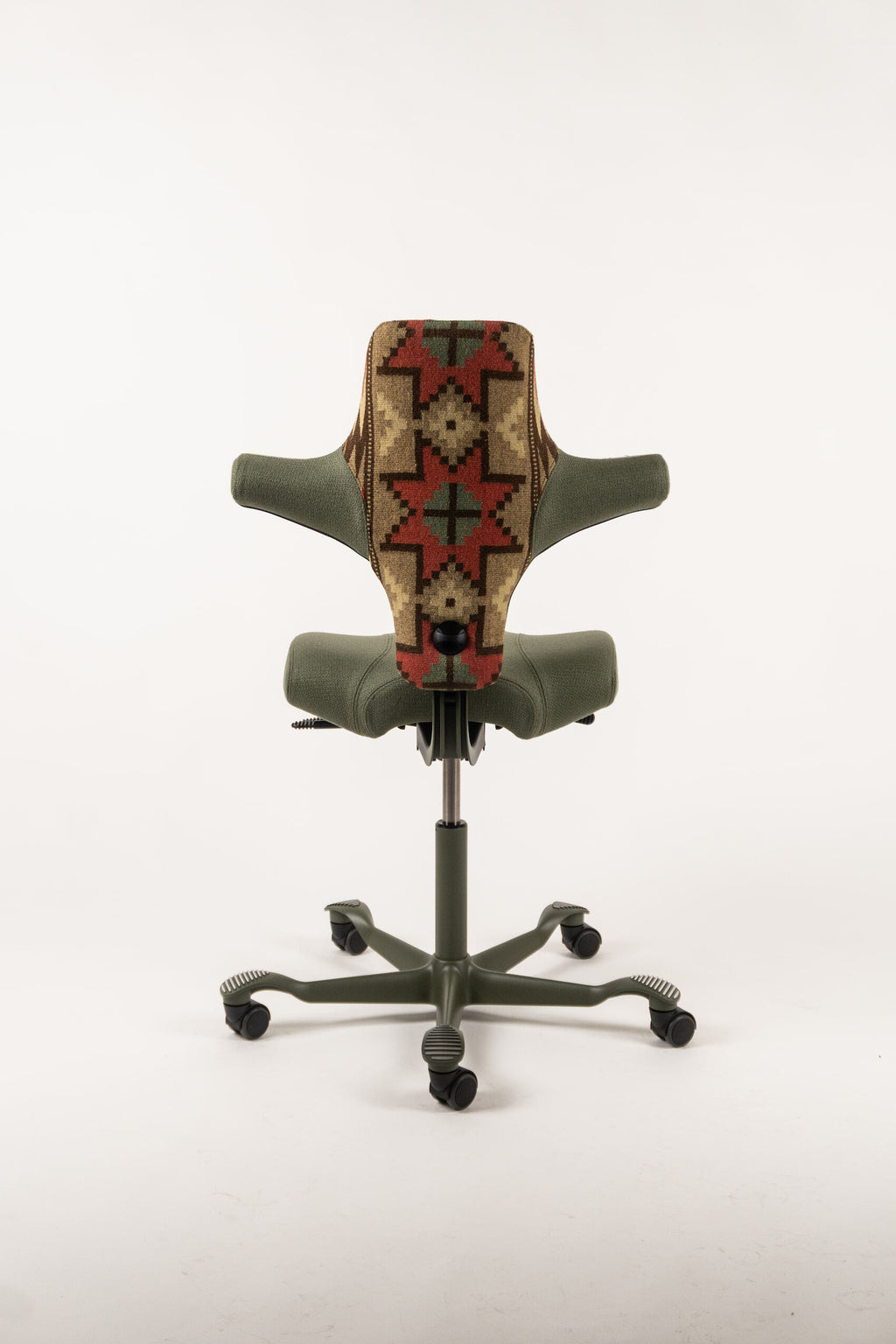 HÅG x Recouture - Heritage craft for a design icon