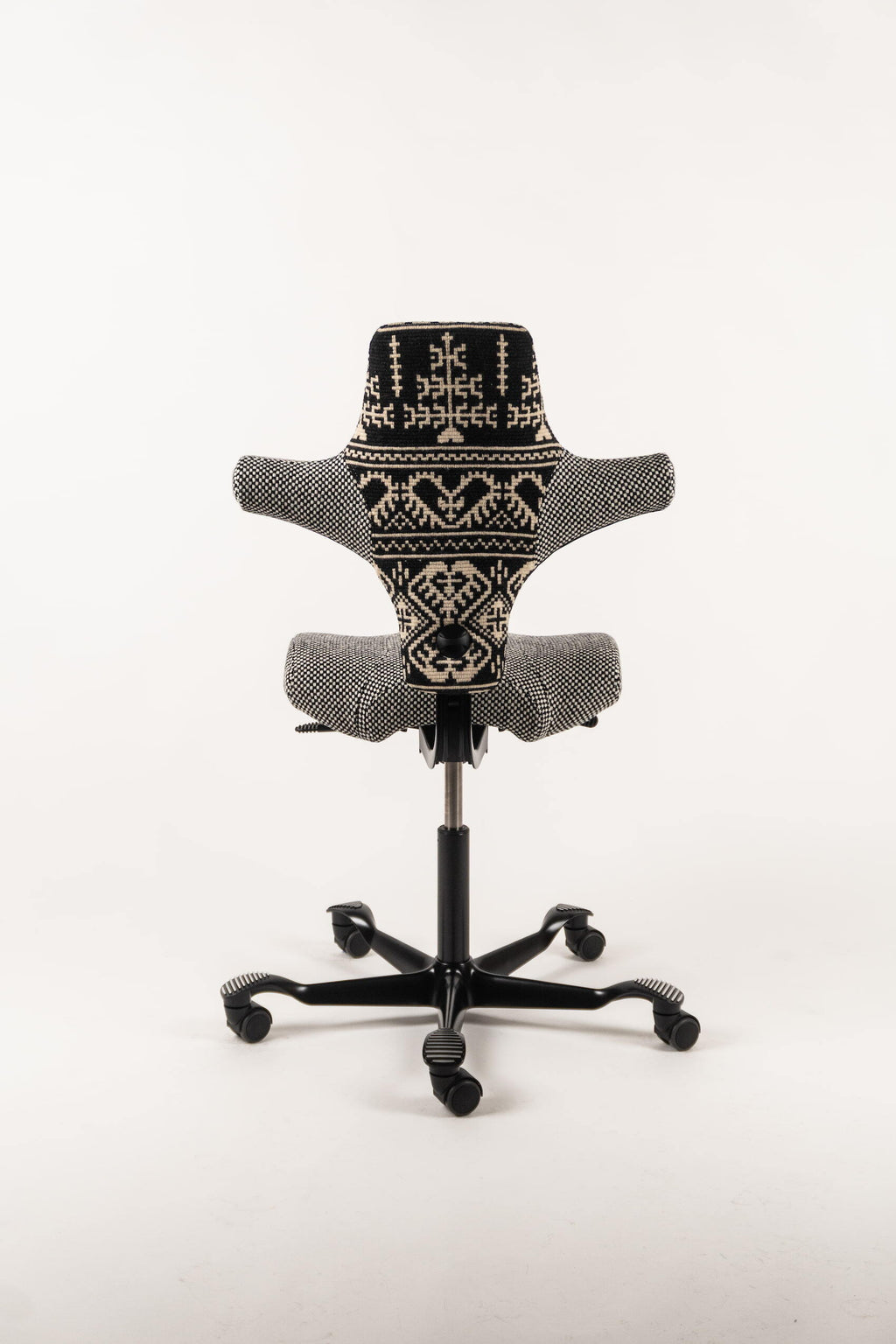 HÅG x Recouture - Heritage craft for a design icon